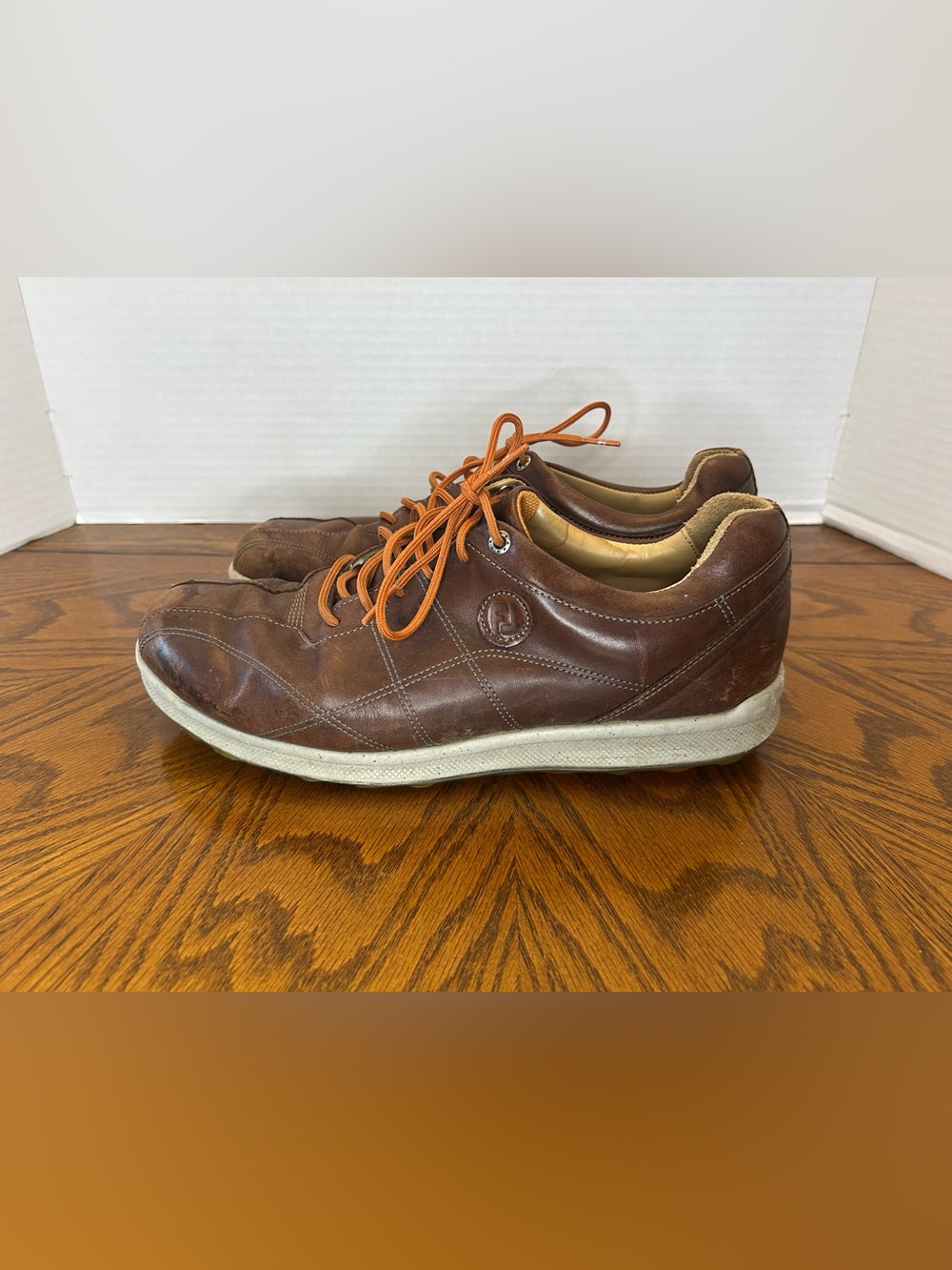 FootJoy VersaLuxe 57253 brown leather spikeless golf shoes 10M preppy casual